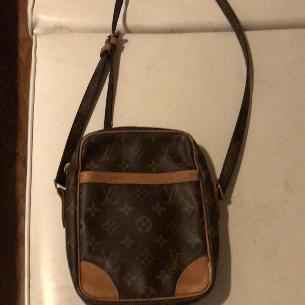 Louis Vuitton
Danube Handbag Monogram Canvas